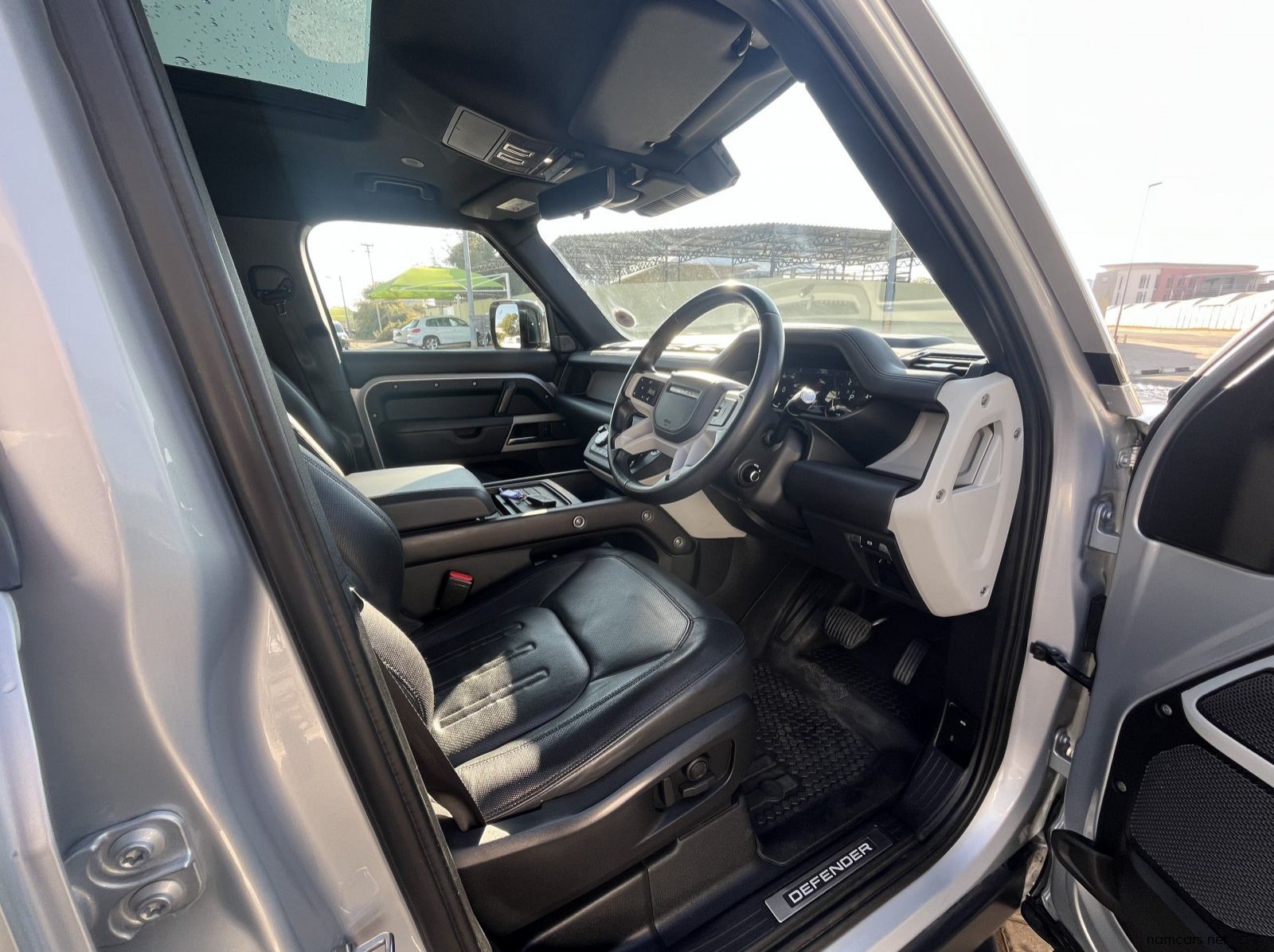 2021 Land Rover DEFENDER 110 D300 HSE X-DYNAMIC pictures