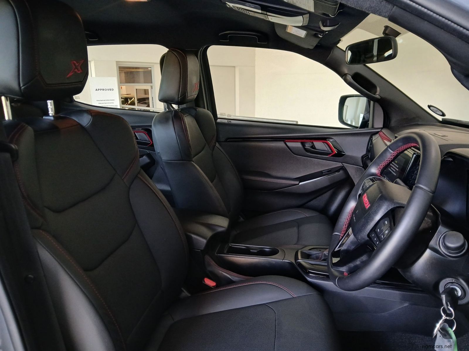 2025 Isuzu D-MAX 1.9TDI HR X-RIDER 4X4 A/T D/C pictures