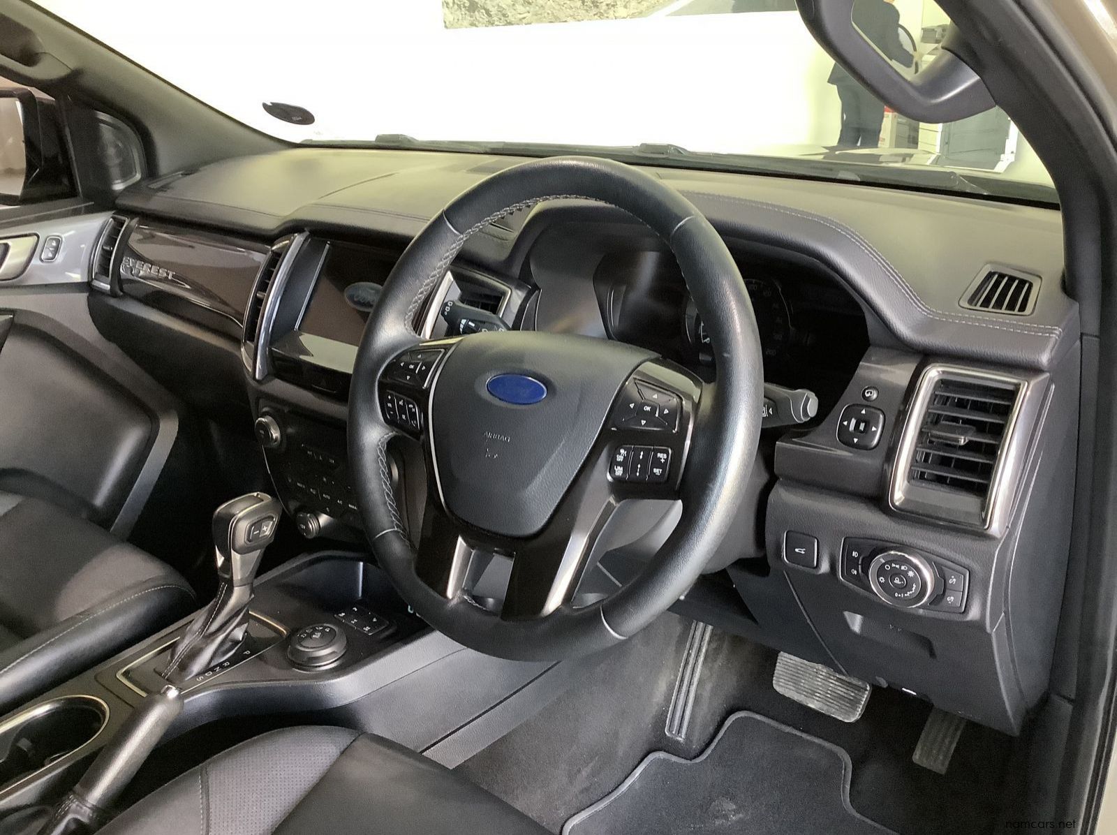 2021 Ford EVEREST  20D BI-TURBO LTD 4x4 A/T pictures