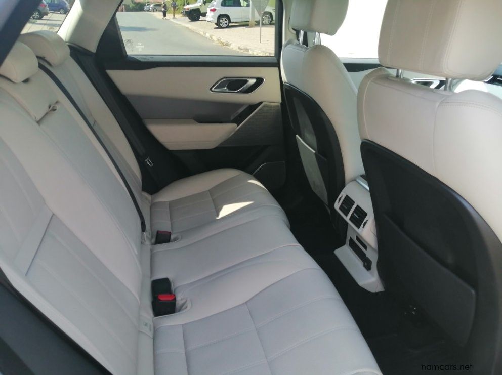 2019 Land Rover RANGE ROVER VELAR 20D SE pictures