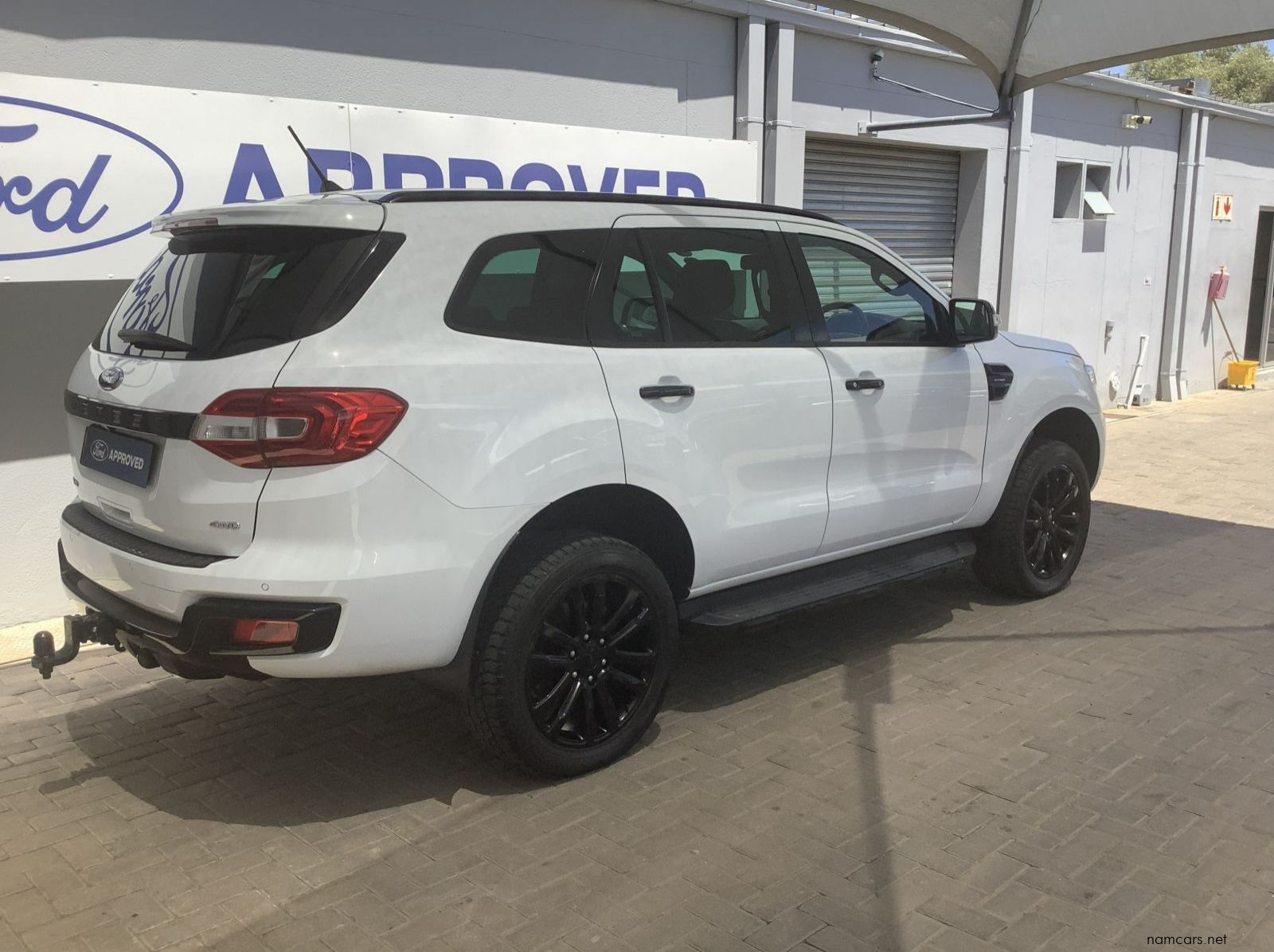 2019 Ford EVEREST 20BI TDI LTD 4X4 A/T pictures