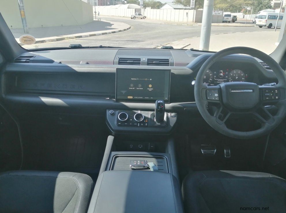 2022 Land Rover DEFENDER  110 P525 V8 386KW pictures