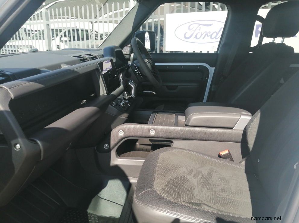 2022 Land Rover DEFENDER  110 P525 V8 386KW pictures