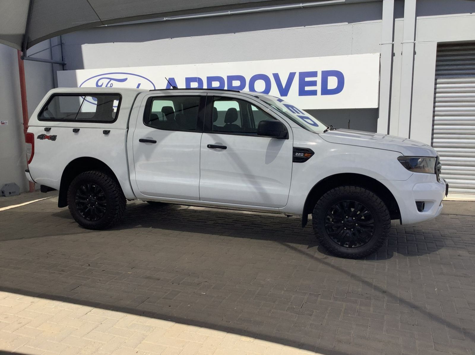 Used Ford RANGER 2.2TDCI XL D/C 4X4 A/T  for sale in Windhoek, Namibia
