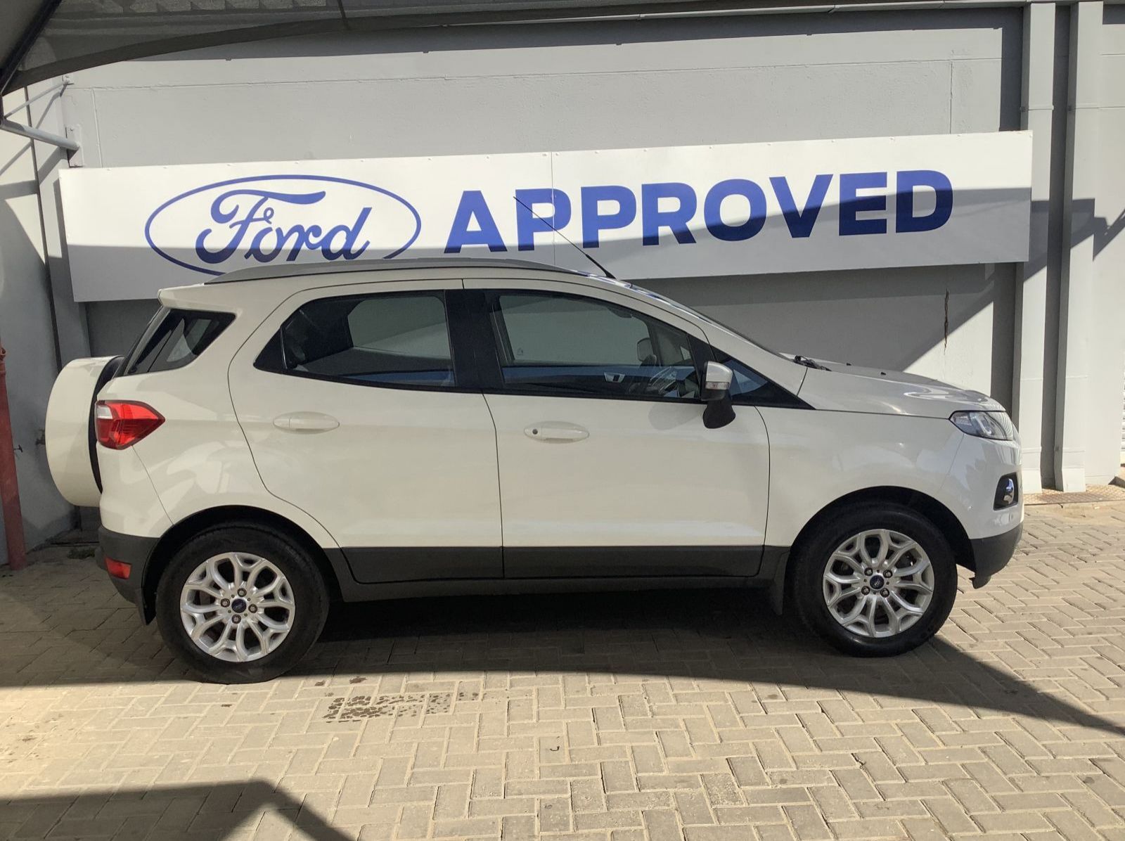 Used Ford ECOSPORT 1.0ECOBOOST TITANIUM  for sale in Windhoek, Namibia