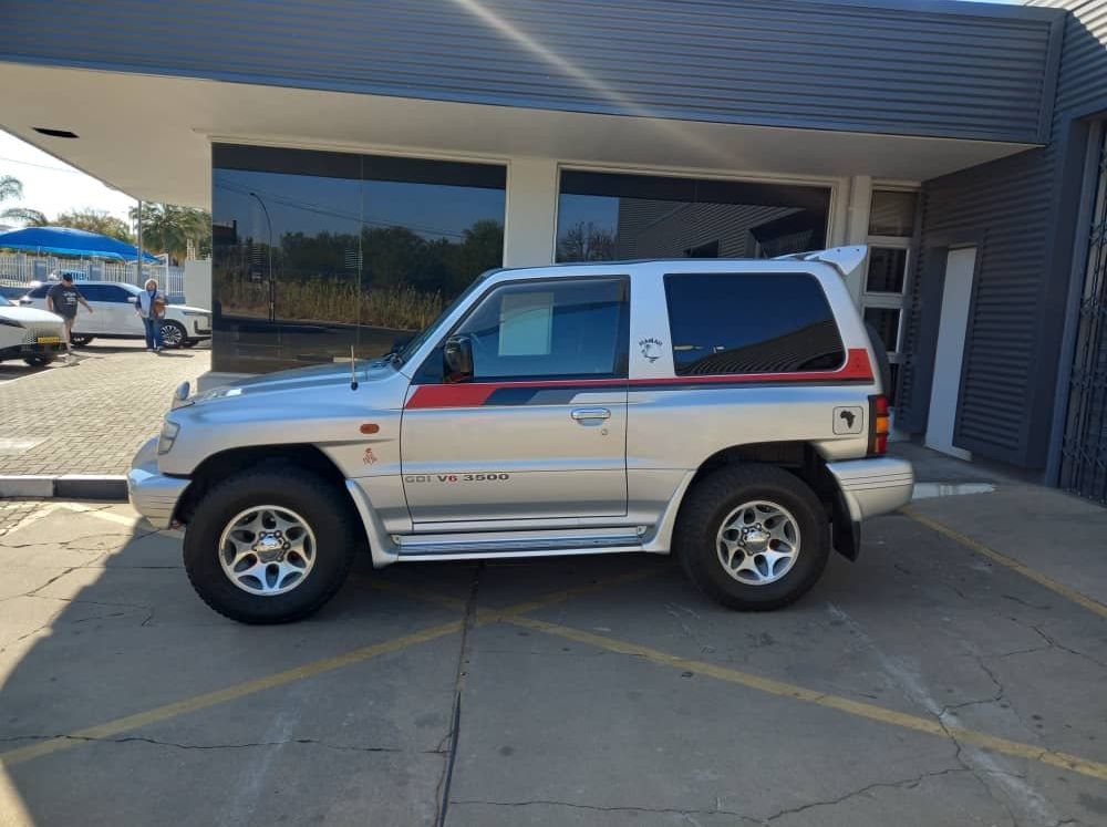 Used Mitsubishi PAJERO 3,5 GLS for sale in Windhoek, Namibia