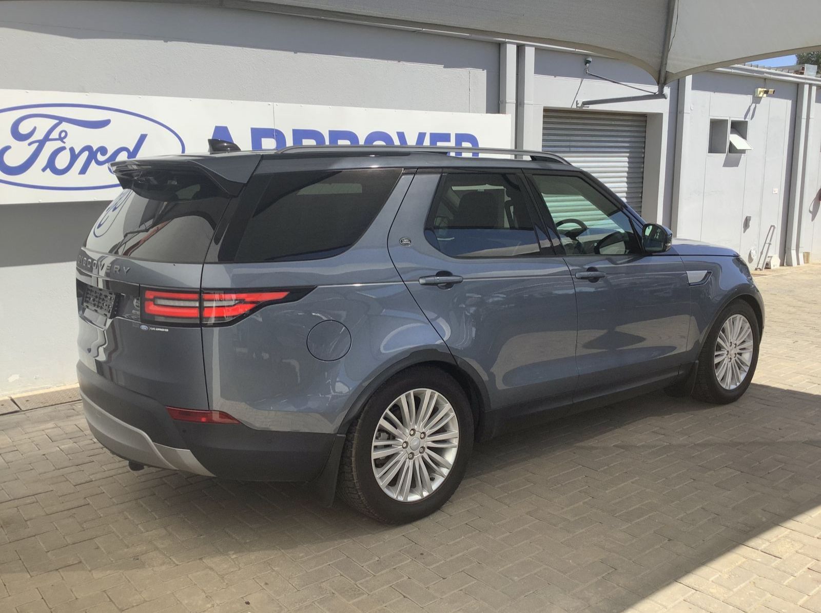 2020 Land Rover DISCOVERY  30 Td6 HSE pictures