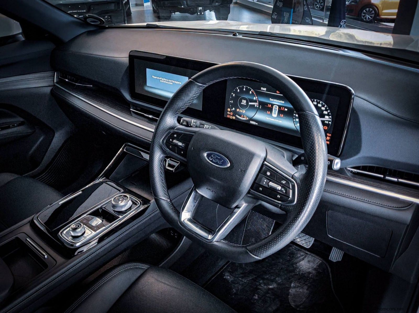 2024 Ford TERRITORY 1.8 TITANIUM pictures