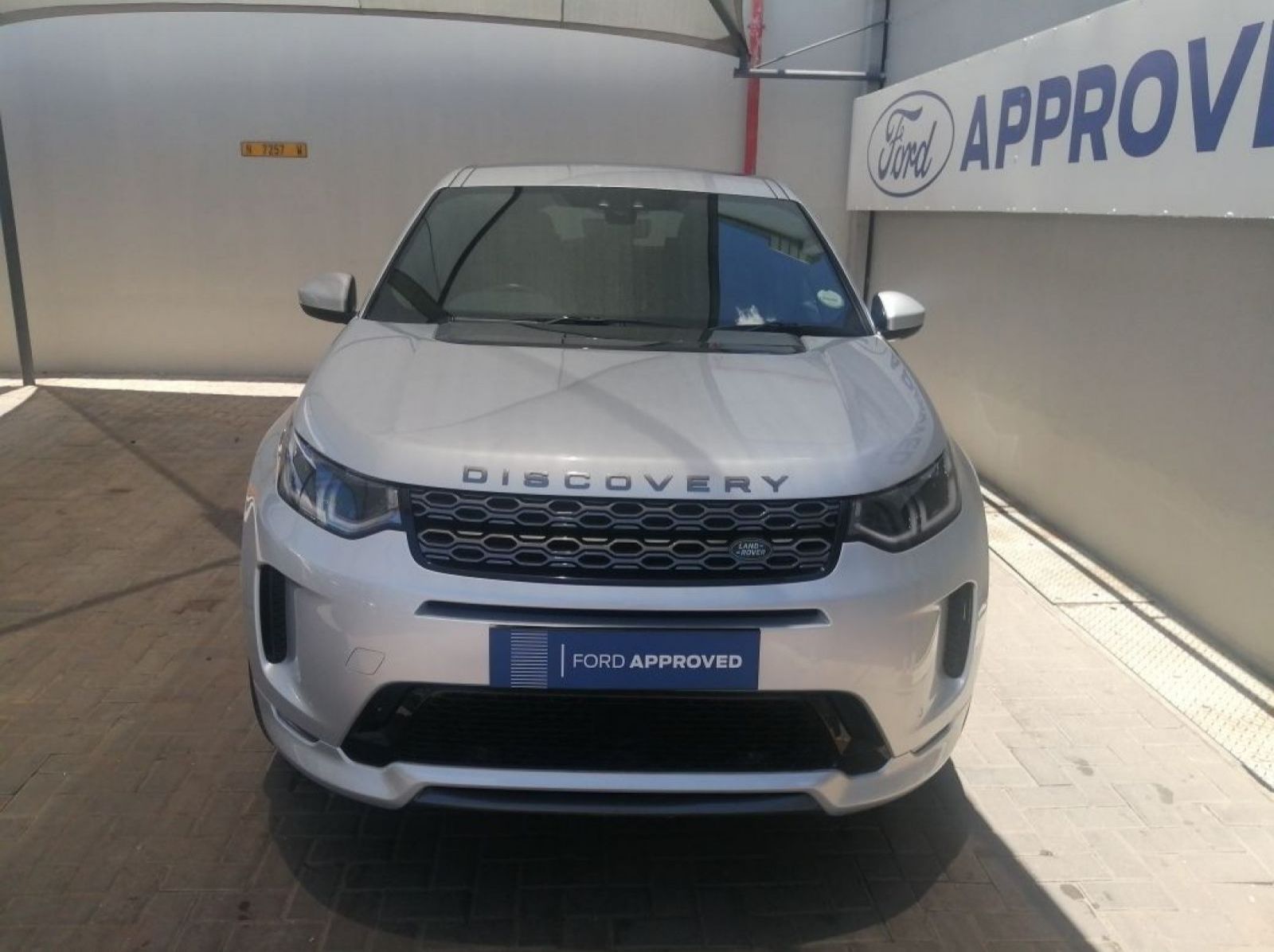 2020 Land Rover DISCOVERY SPORT 20D HSE R-DYNAMIC pictures