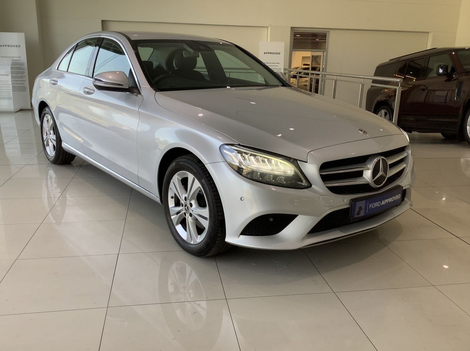 2021 Mercedes-Benz C180 AT pictures