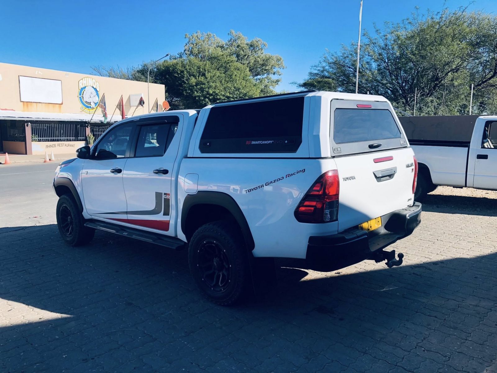 2019 Toyota HILUX RAIDER GR 4x4 special edition photo