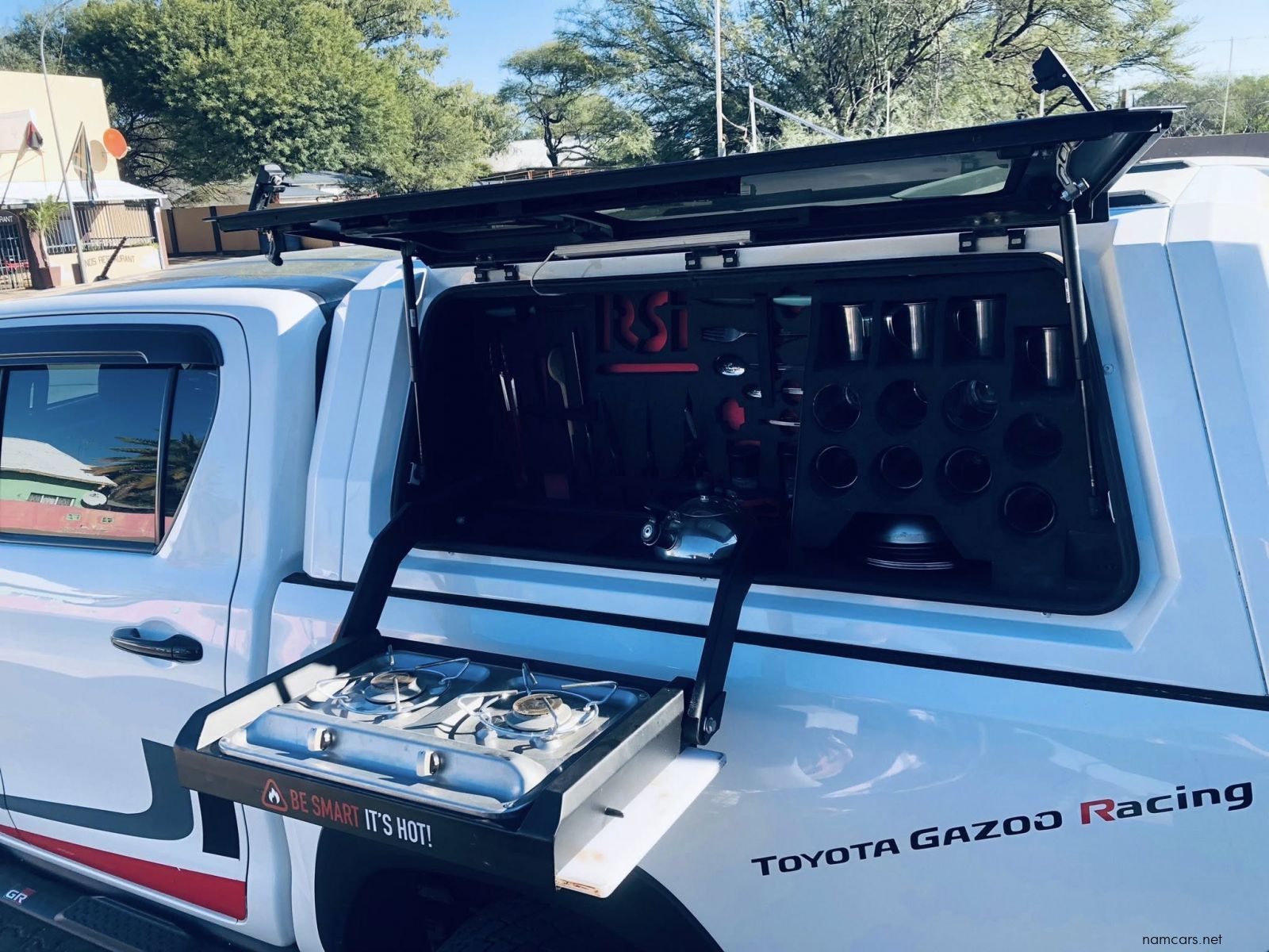 2019 Toyota HILUX RAIDER GR 4x4 special edition photo