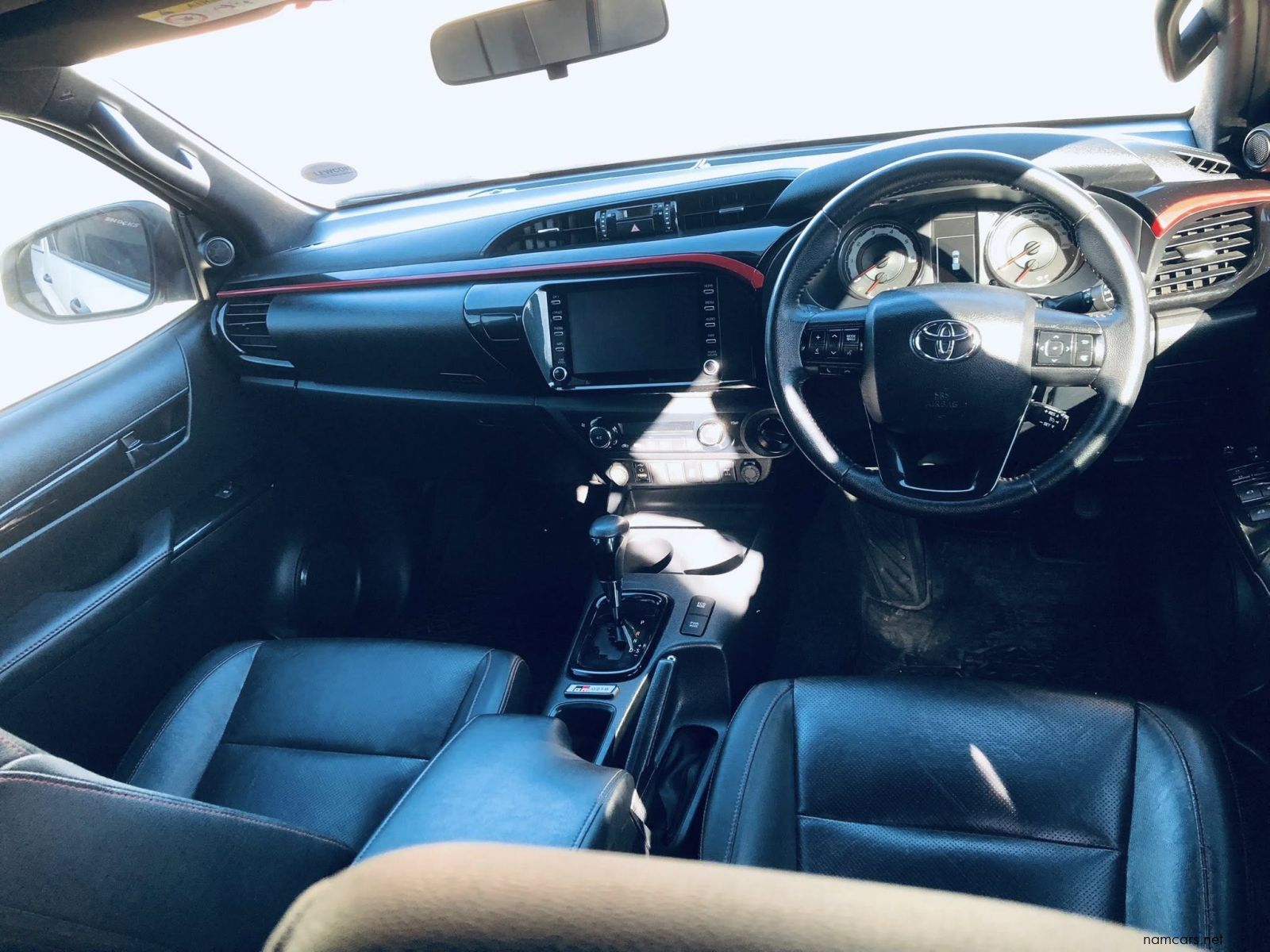 2019 Toyota HILUX RAIDER GR 4x4 special edition photo