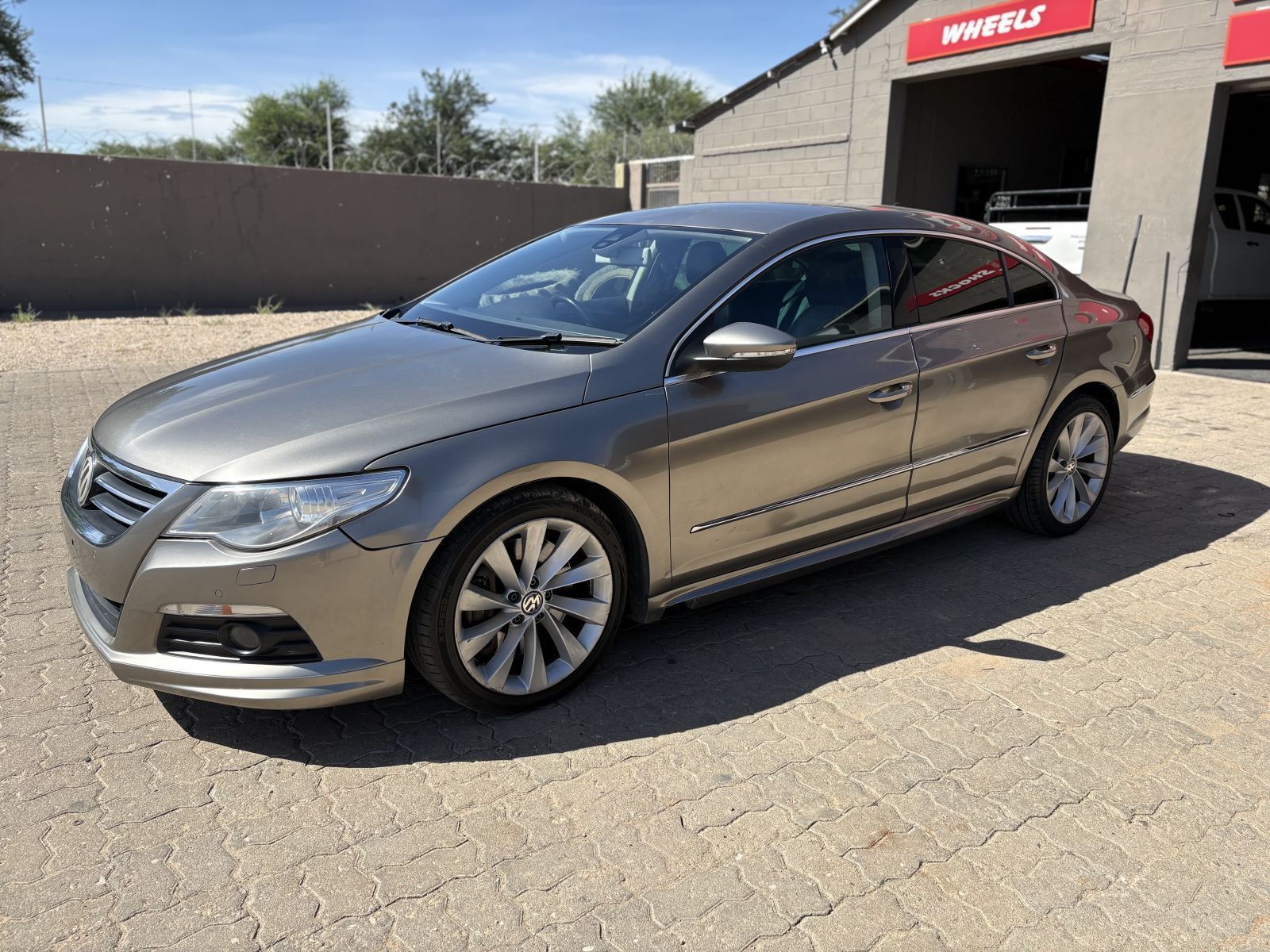 2011 Volkswagen VOLKSWAGEN PASSAT CC 2.0 TSI A/T photo