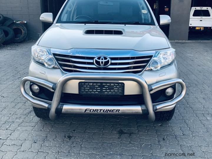 2013 Toyota FORTUNER 3.0 D4D 4X4 photo