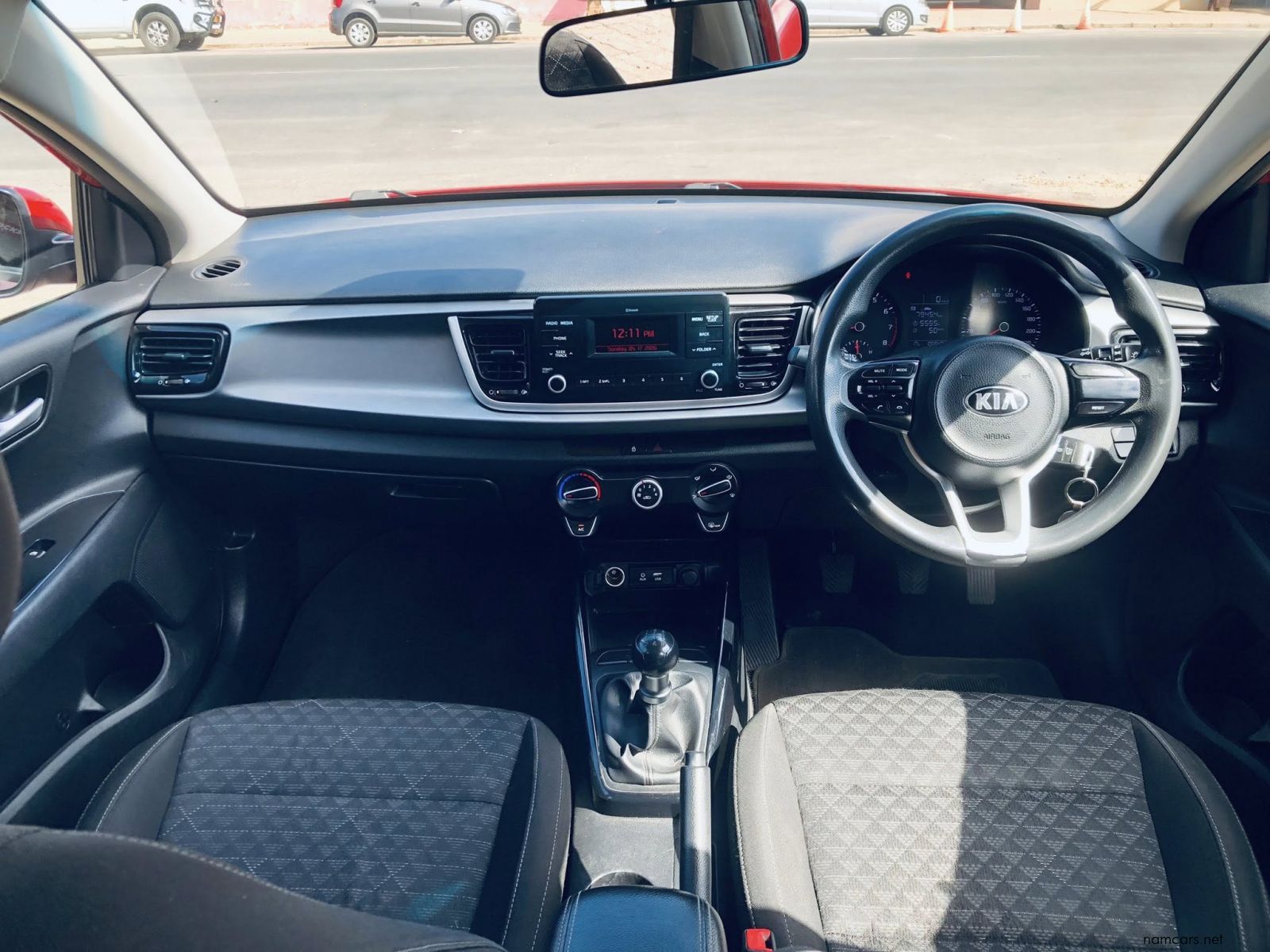 2019 Kia RIO photo