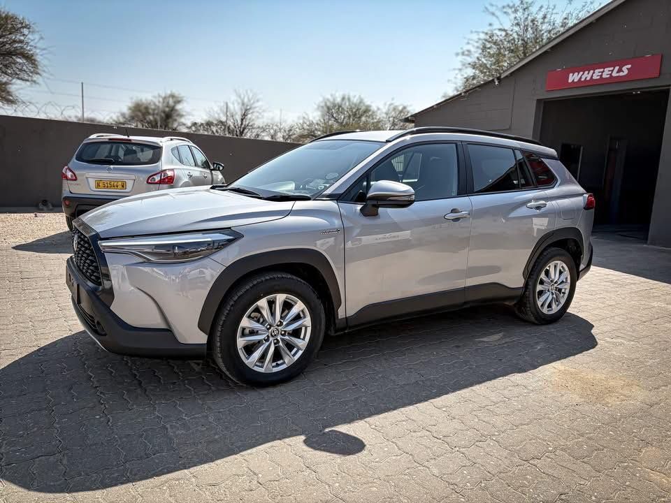 2023 Toyota COROLLA CROSS 1.8 XS HYBRID photo