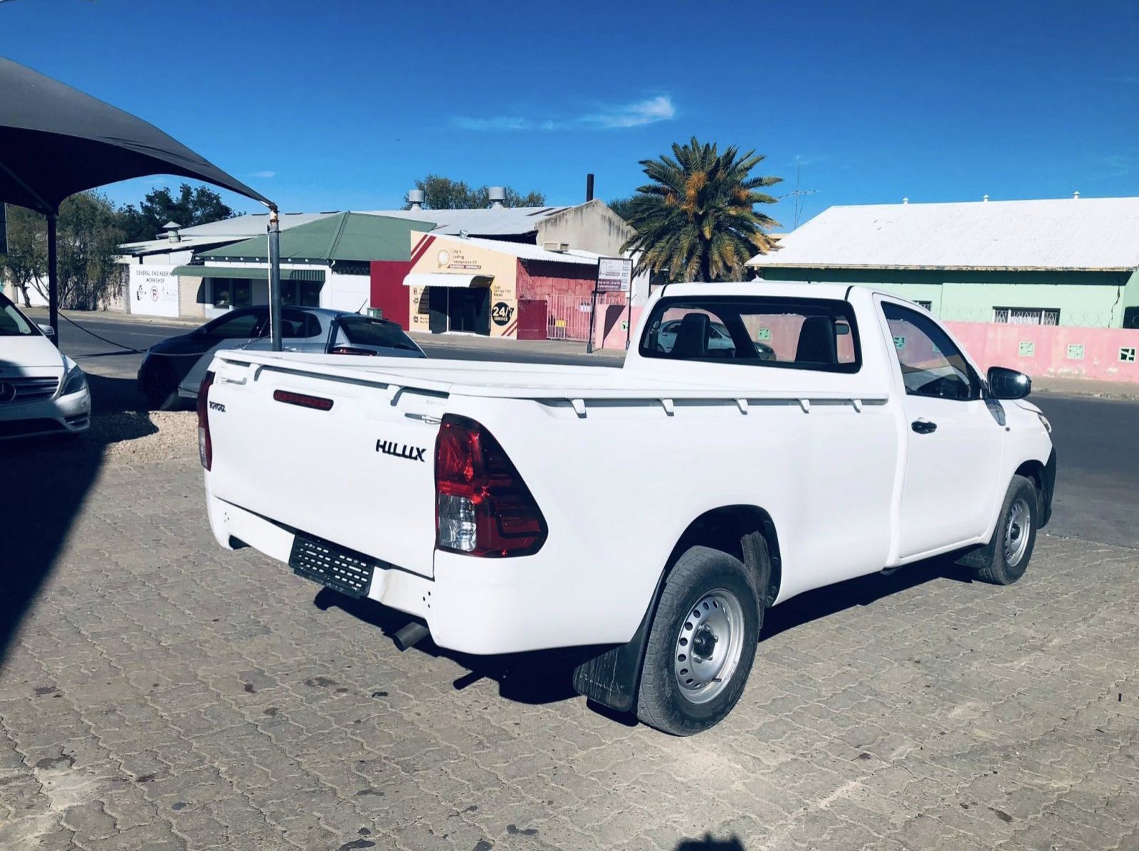 2025 Toyota 2025 TOYOTA HILUX 2.4 GD-6 M/T S/C pictures