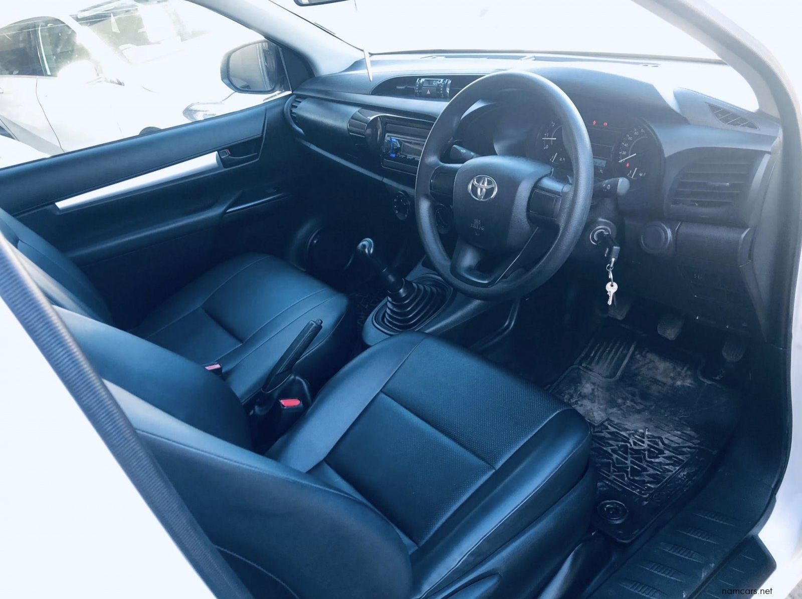 2025 Toyota 2025 TOYOTA HILUX 2.4 GD-6 M/T S/C pictures