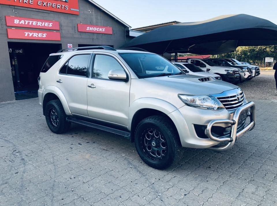 Used Toyota FORTUNER 3.0 D4D 4X4 for sale in Okahandja, Namibia