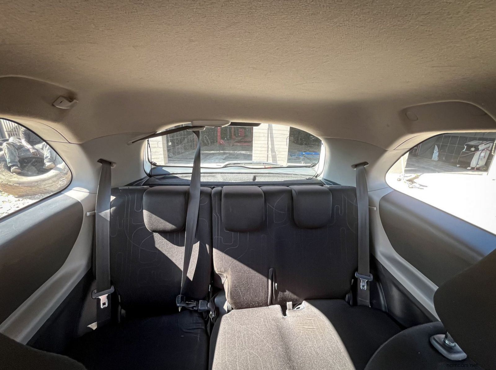 2011 Toyota YARIS 1.3 ZEN1 3DR M/T pictures