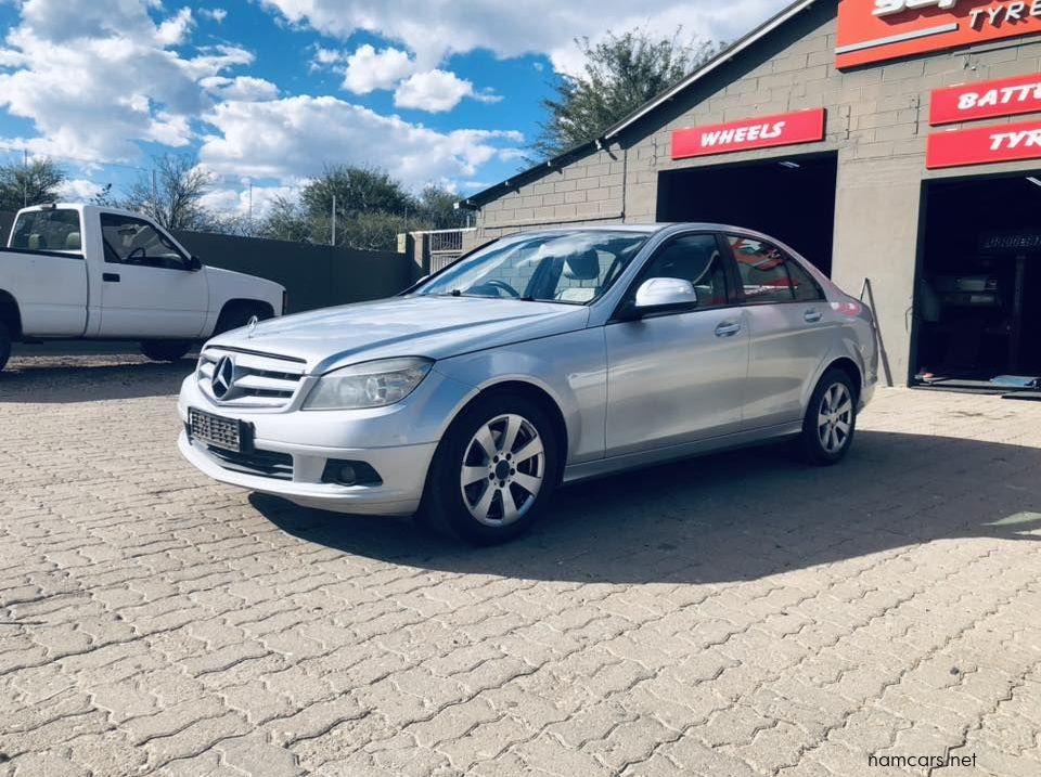 2009 Mercedes-Benz C220 CDI 2.0 pictures