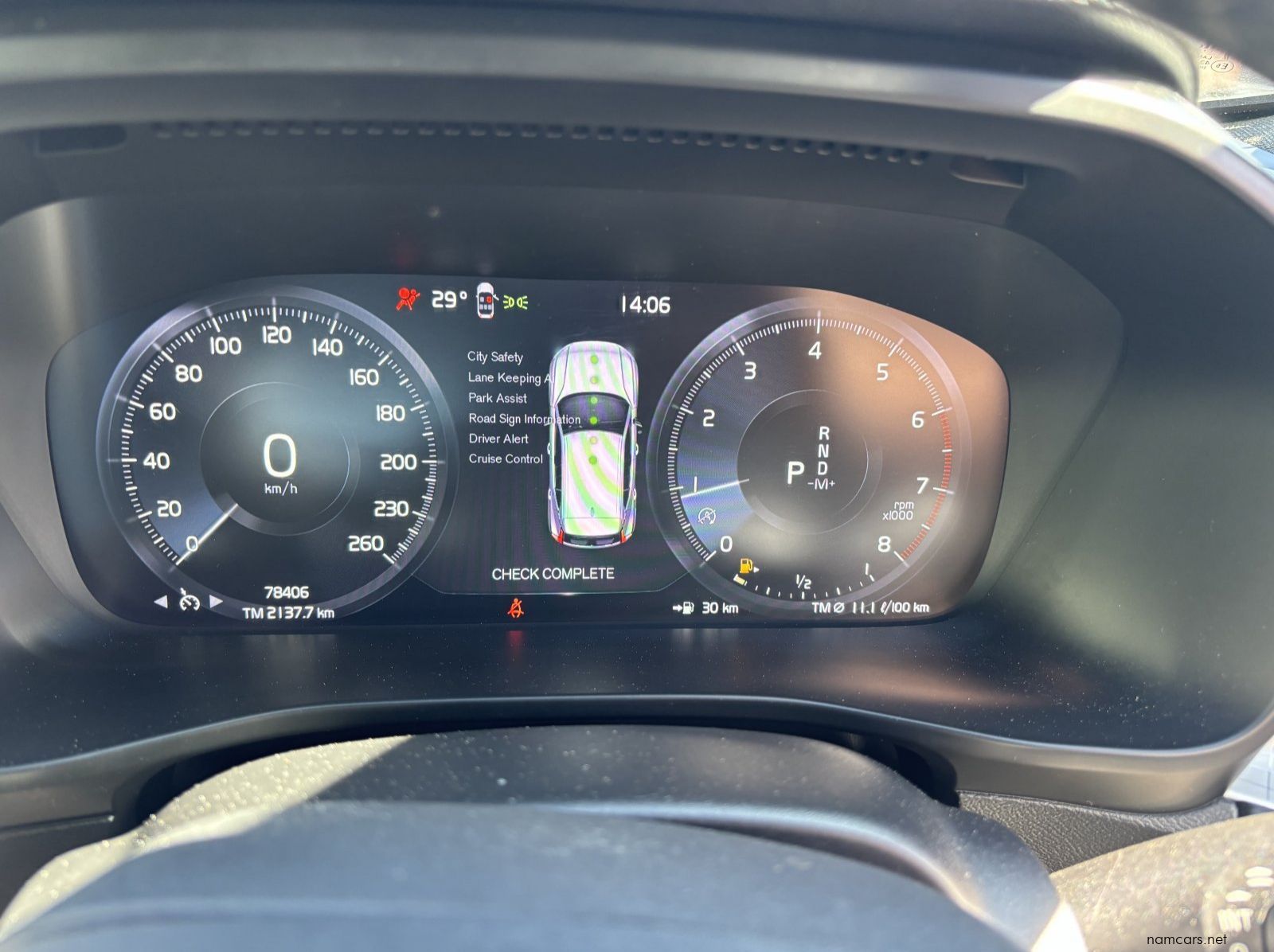 2022 Volvo XC40 T3 Momentum (NO DEPOSIT DEAL) pictures