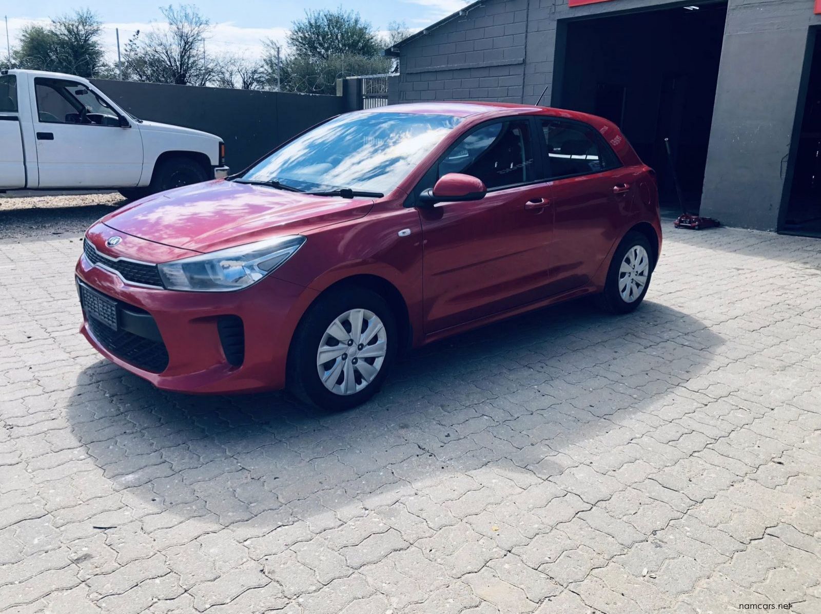 2019 Kia RIO pictures