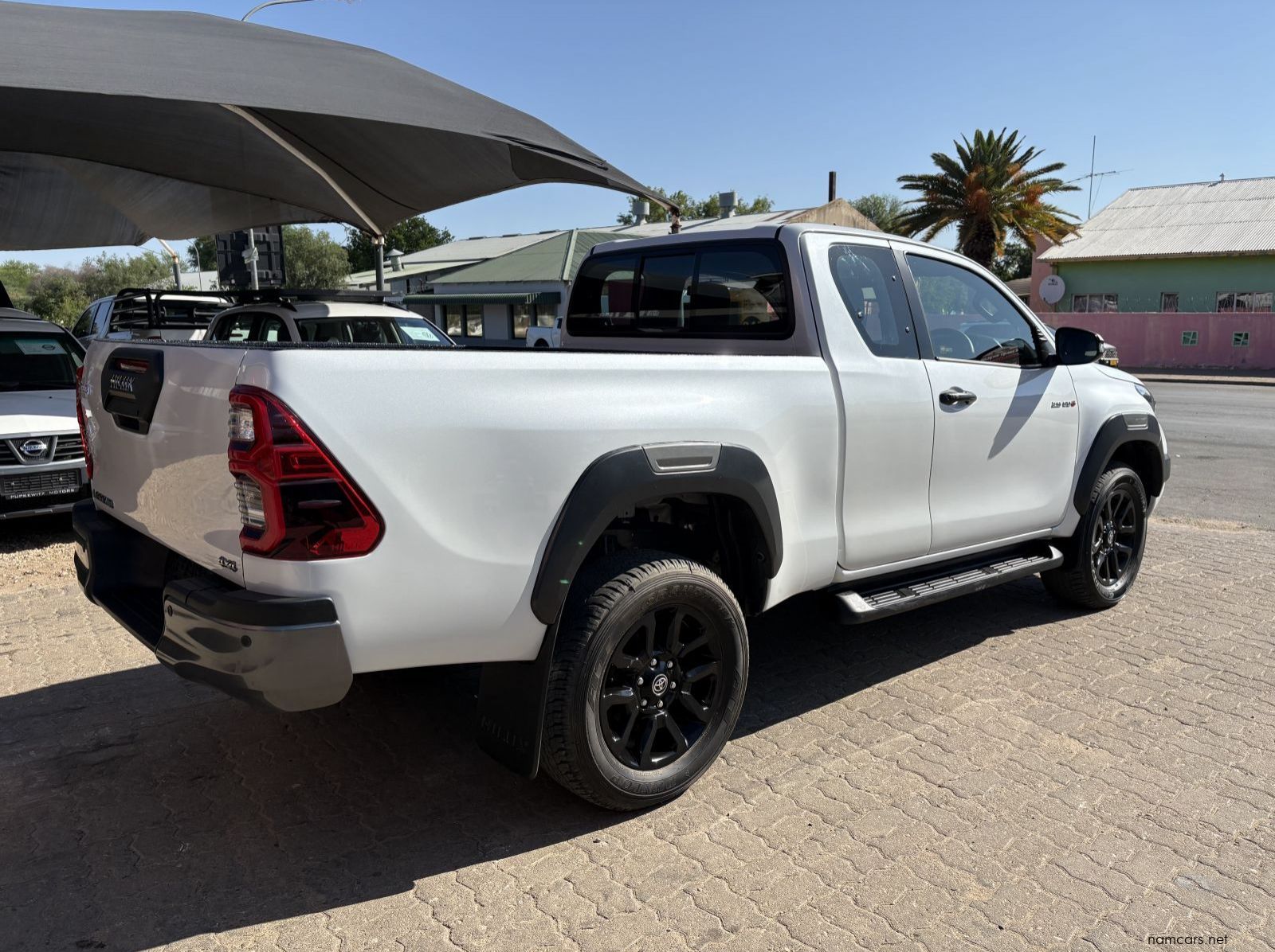 2025 Toyota HILUX 2.8 LEGEND 4X4 A/T E/CAB pictures
