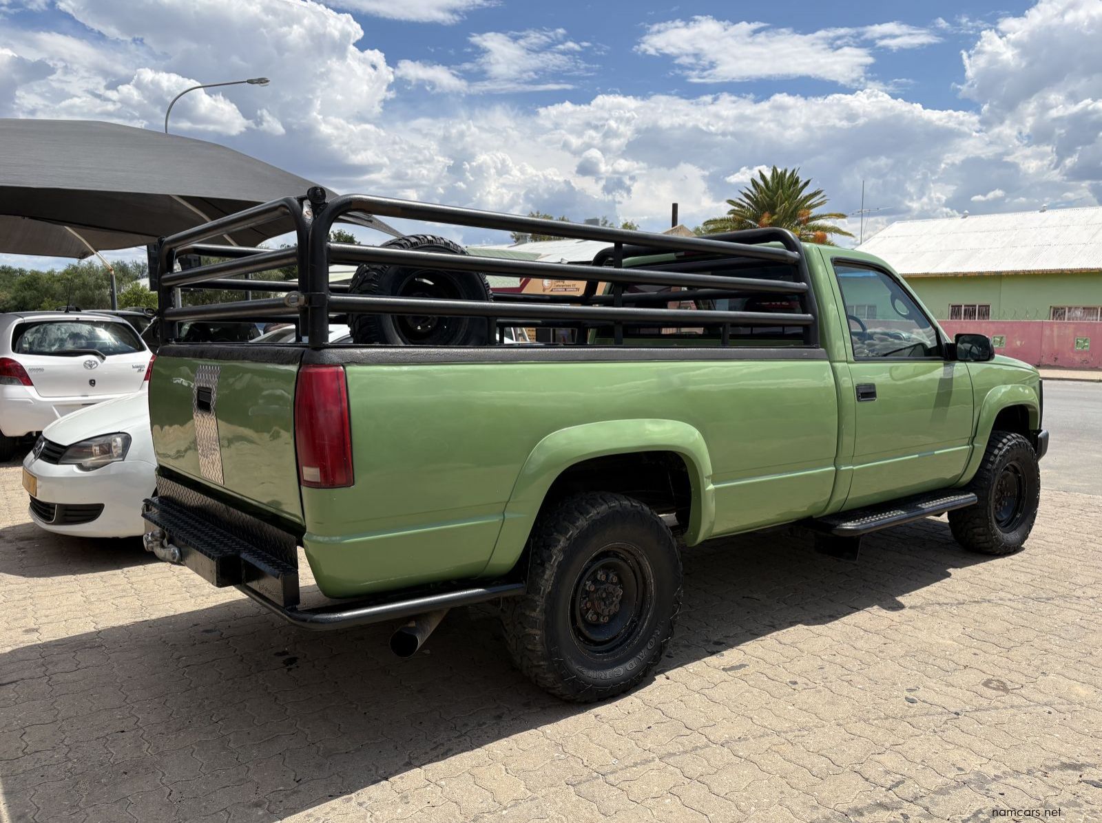 1997 Chevrolet CHEVROLET PICK-UP 4X4 V8 PETROL pictures