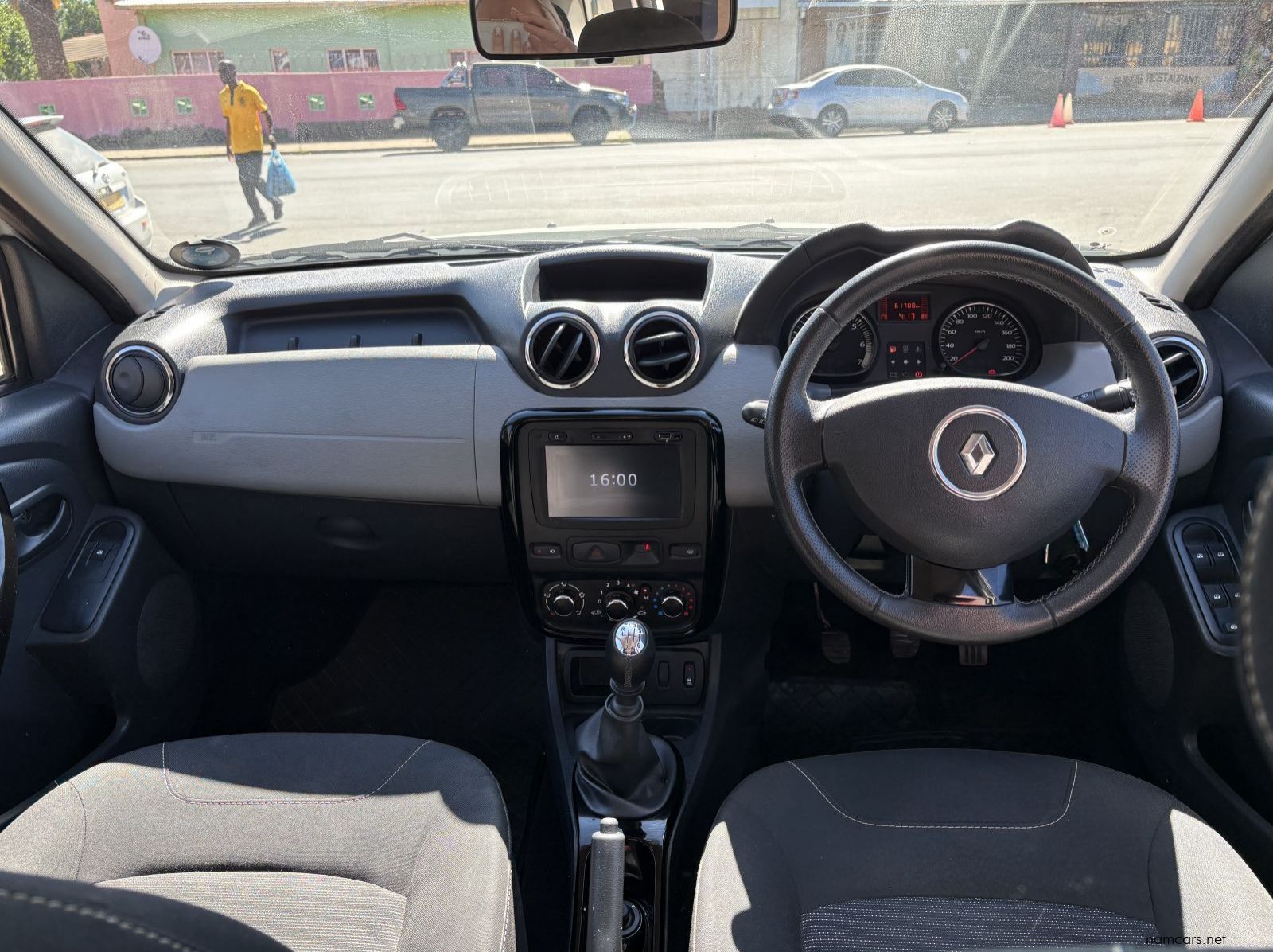 2015 Renault RENAULT DUSTER 1.5 DYNAMIQUE pictures