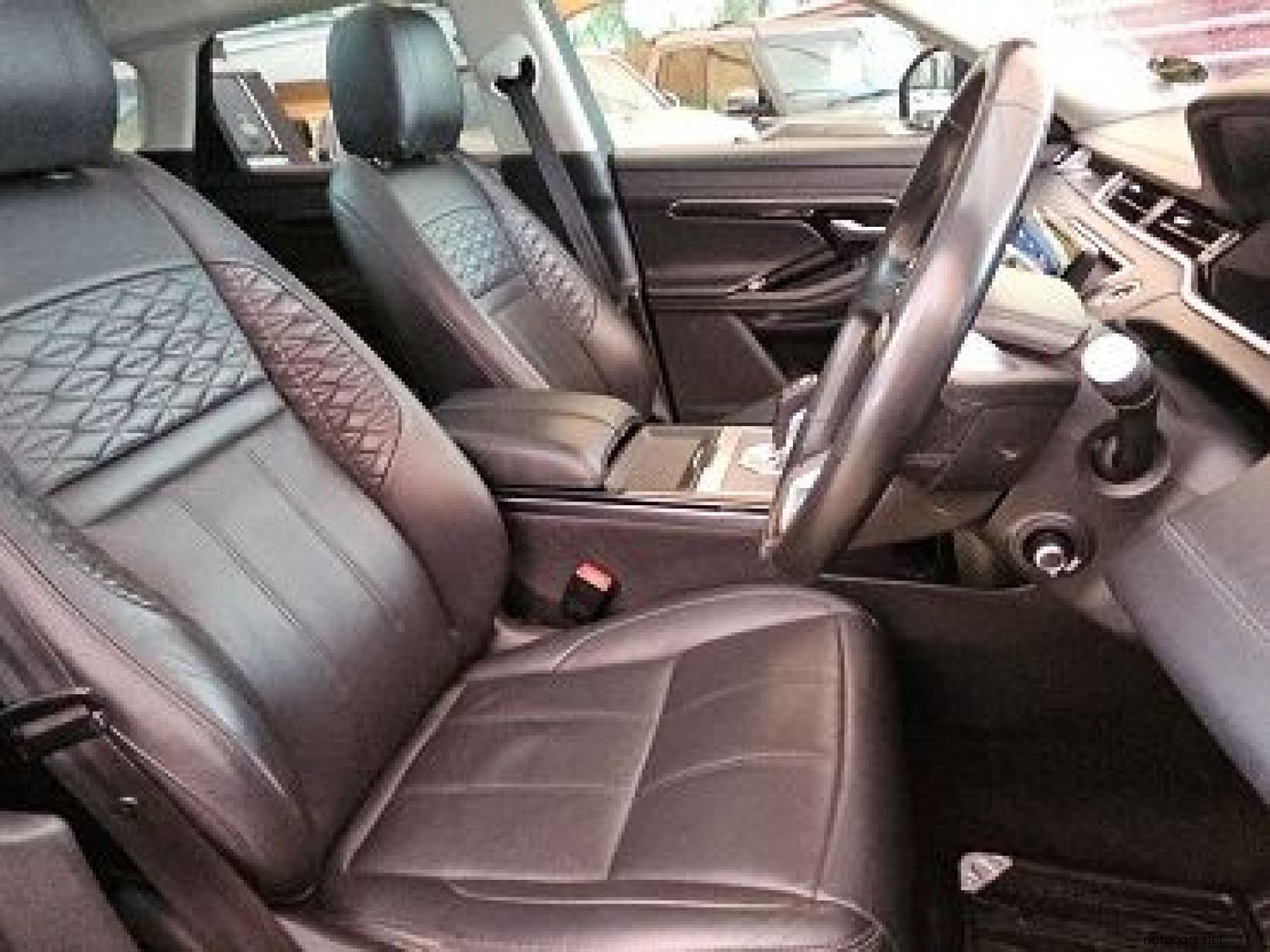 2019 Land Rover Range Rover Evoque SE P250 183kw photo