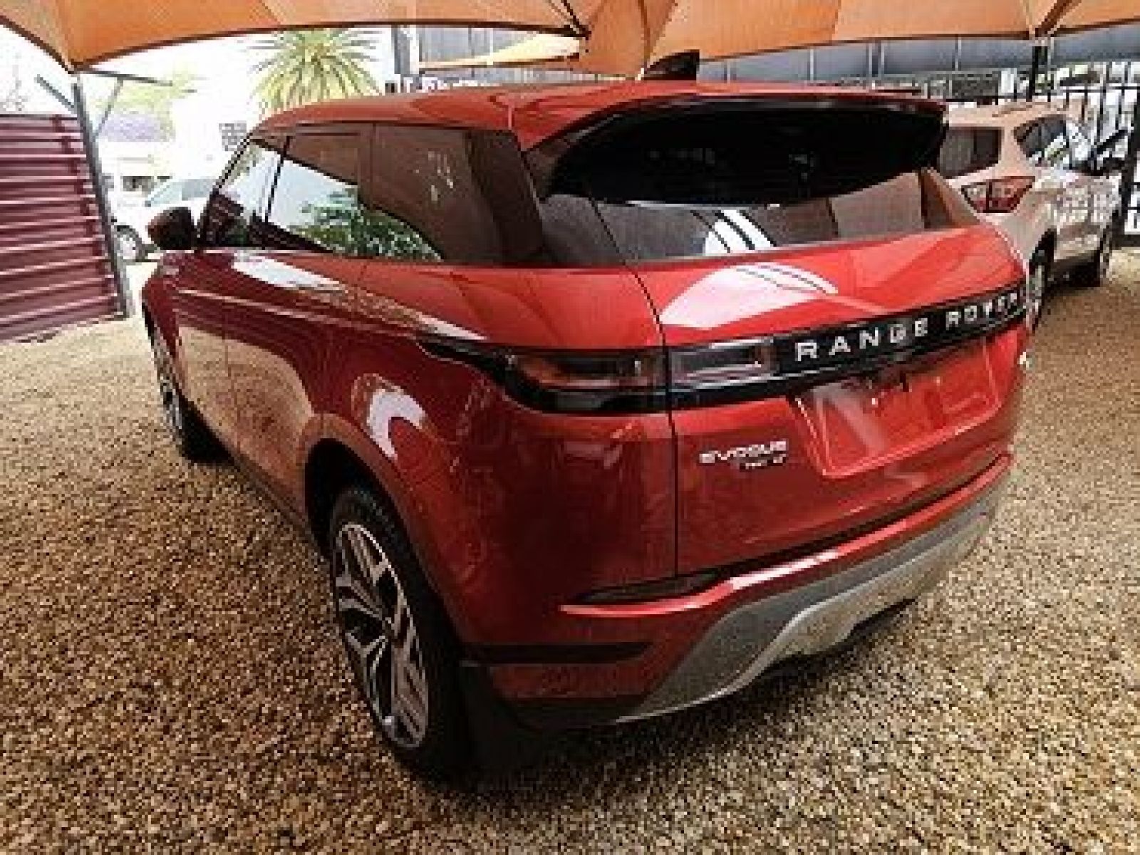 2019 Land Rover Range Rover Evoque SE P250 183kw photo