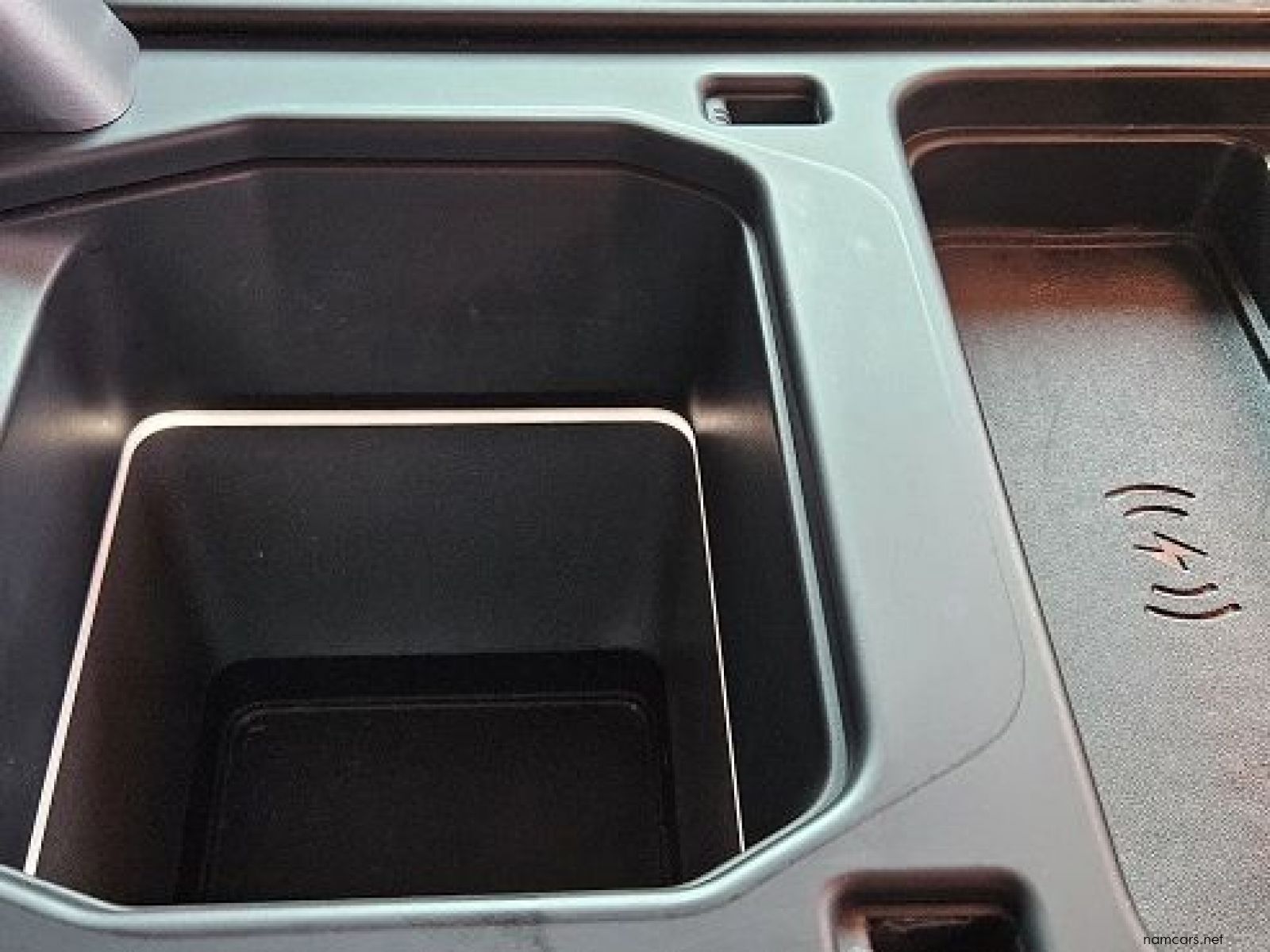 2021 Land Rover Defender 110 P400 HSE (294kw) photo