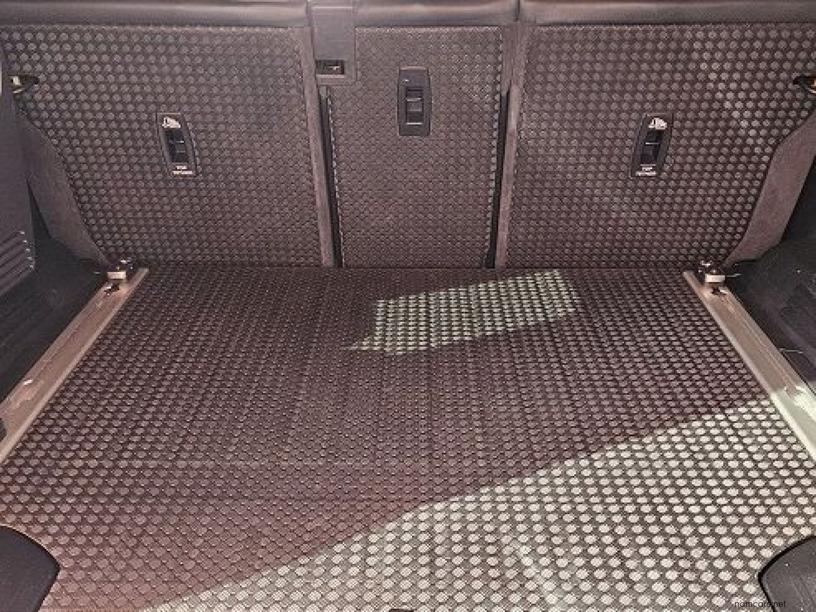 2021 Land Rover Defender 110 P400 HSE (294kw) photo