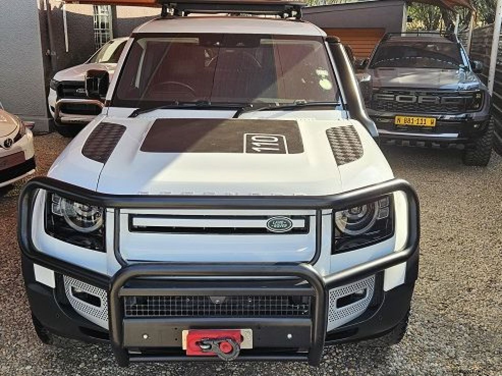 2021 Land Rover Defender 110 P400 HSE (294kw) photo