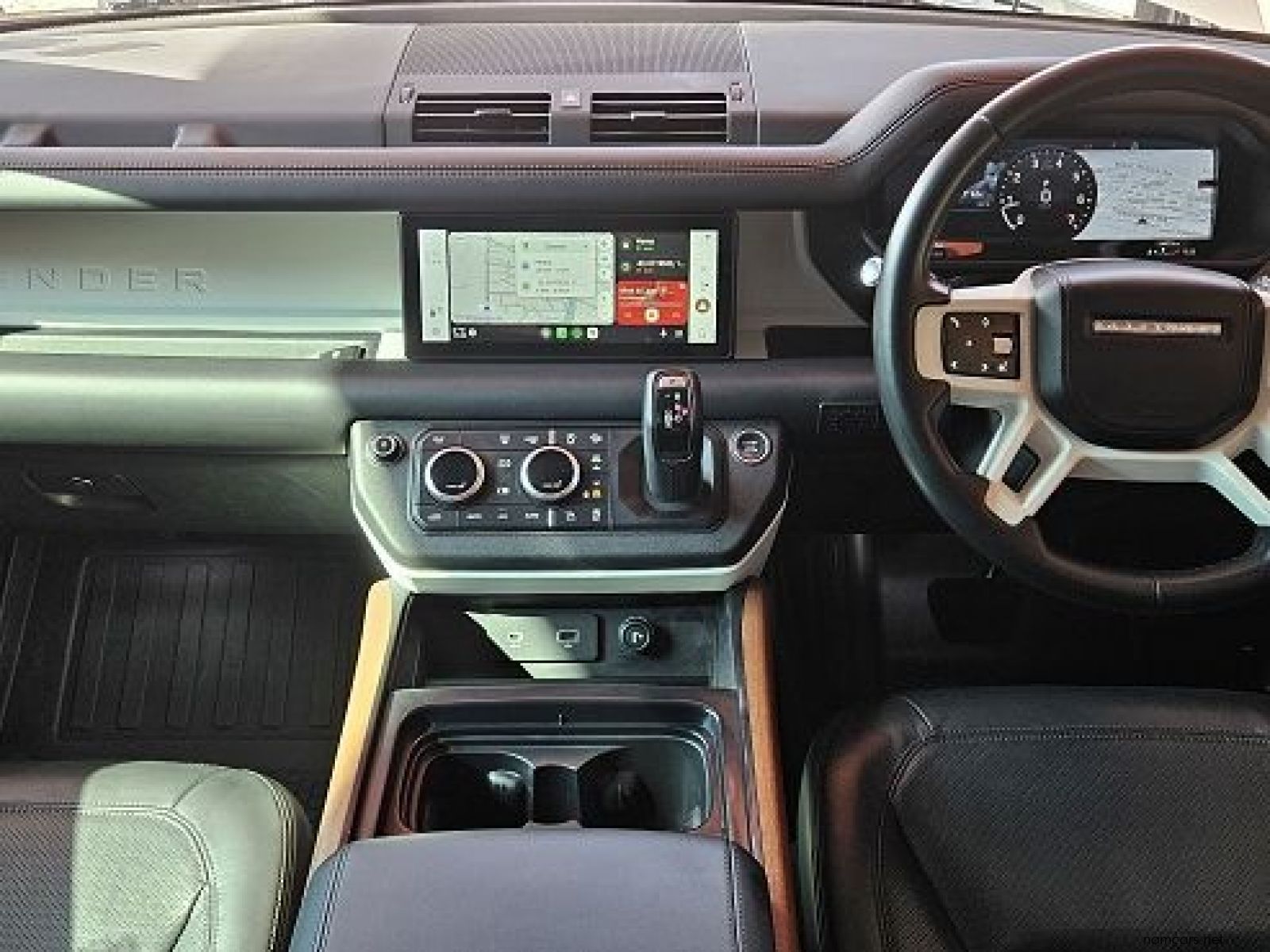 2021 Land Rover Defender 110 P400 HSE (294kw) photo