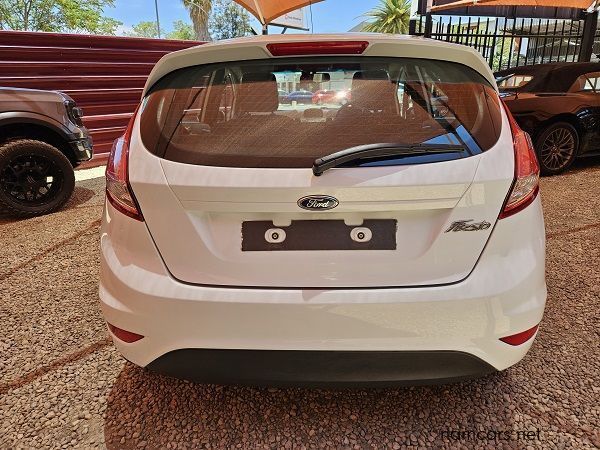 2017 Ford Fiesta Ambiente photo