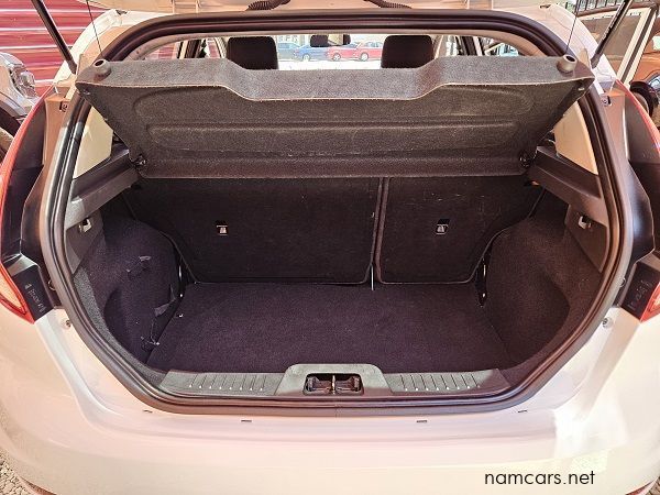 2017 Ford Fiesta Ambiente photo