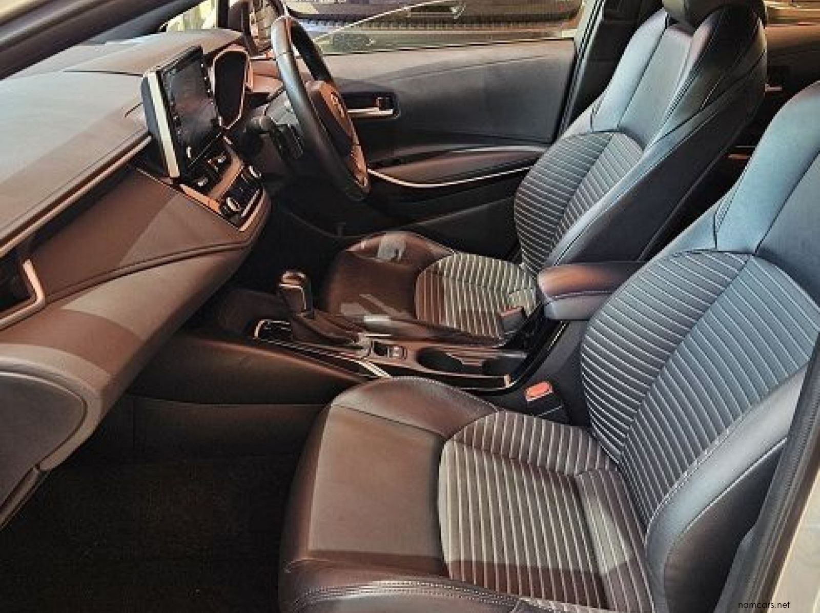 2021 Toyota Corolla 2.0 Xr pictures