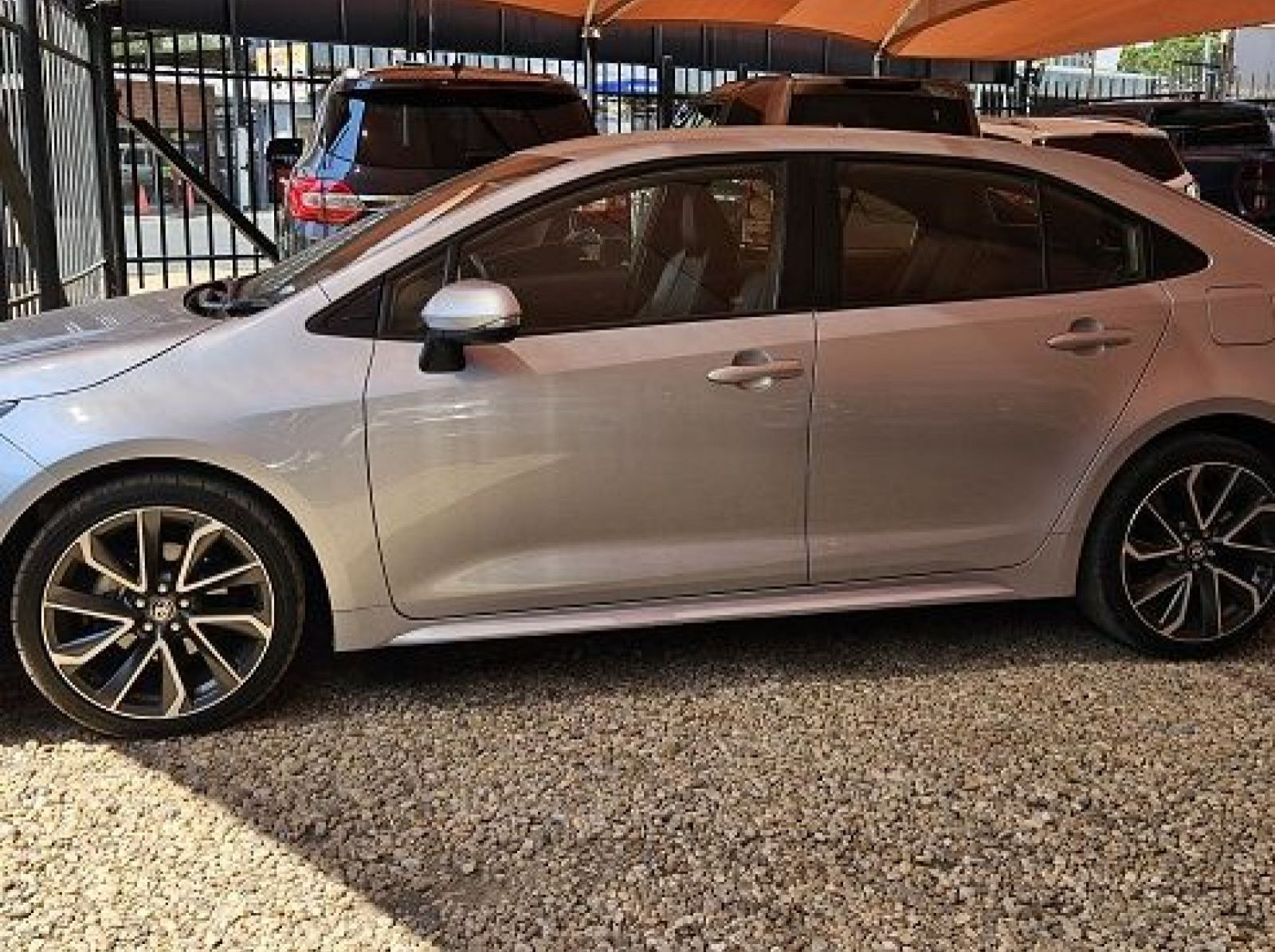 2021 Toyota Corolla 2.0 Xr pictures