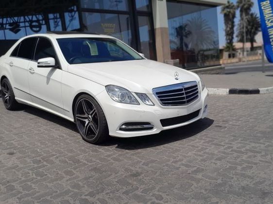 Mercedes-Benz E350 BE AVANTGRADE in Namibia