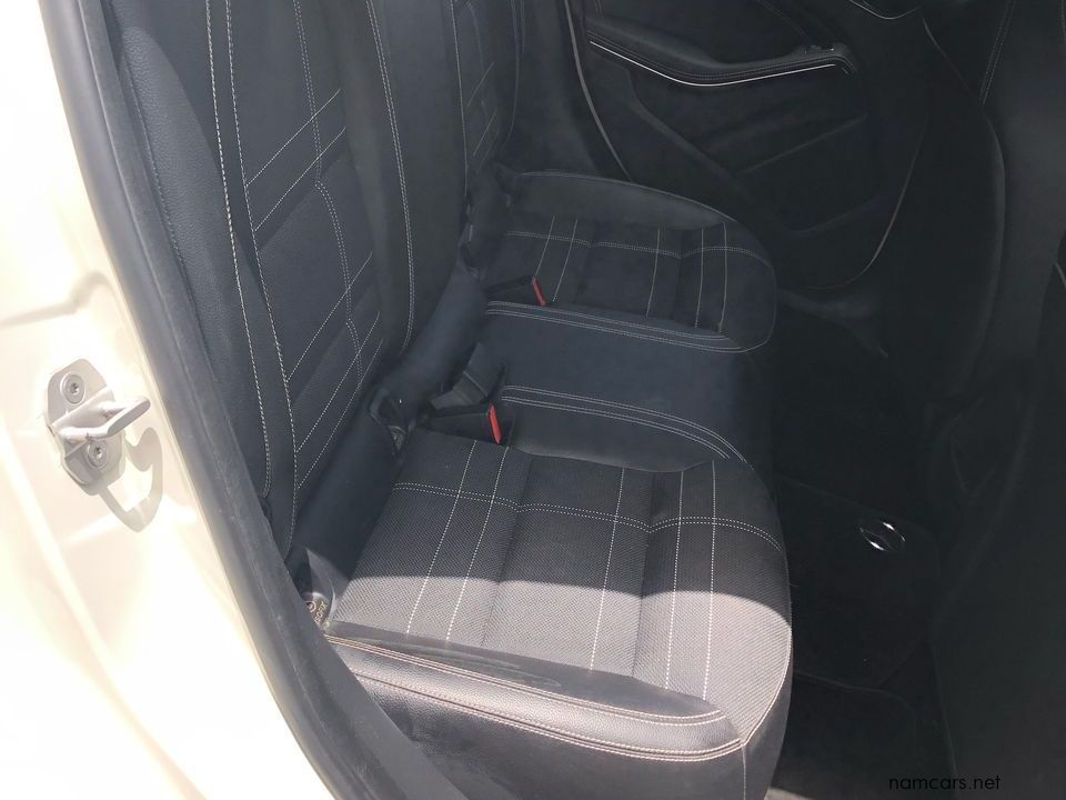 2014 Mercedes-Benz A180 B/e photo