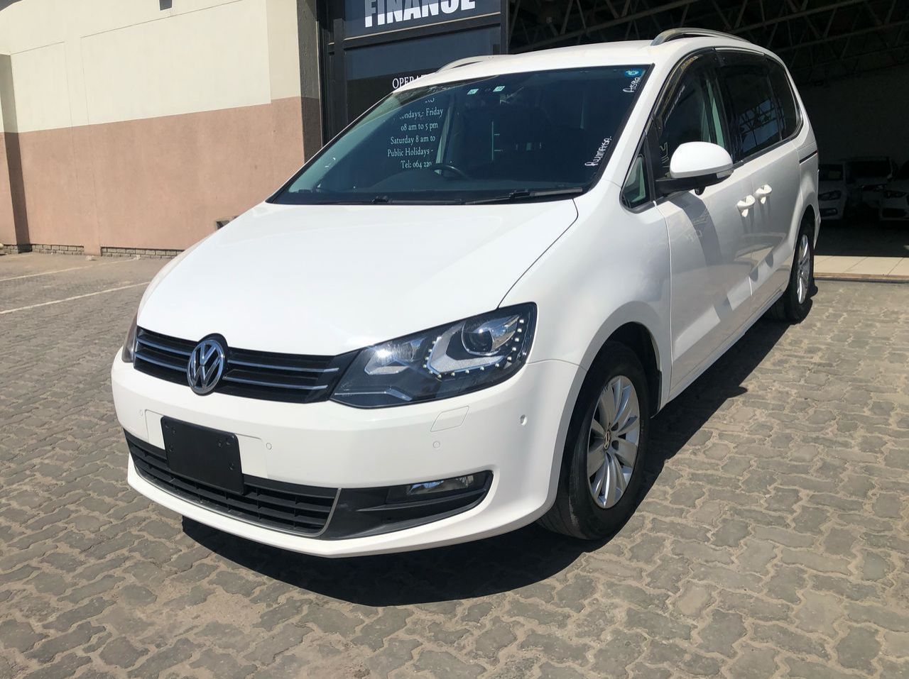 2013 Volkswagen Sharan TSI  Blue Motion pictures