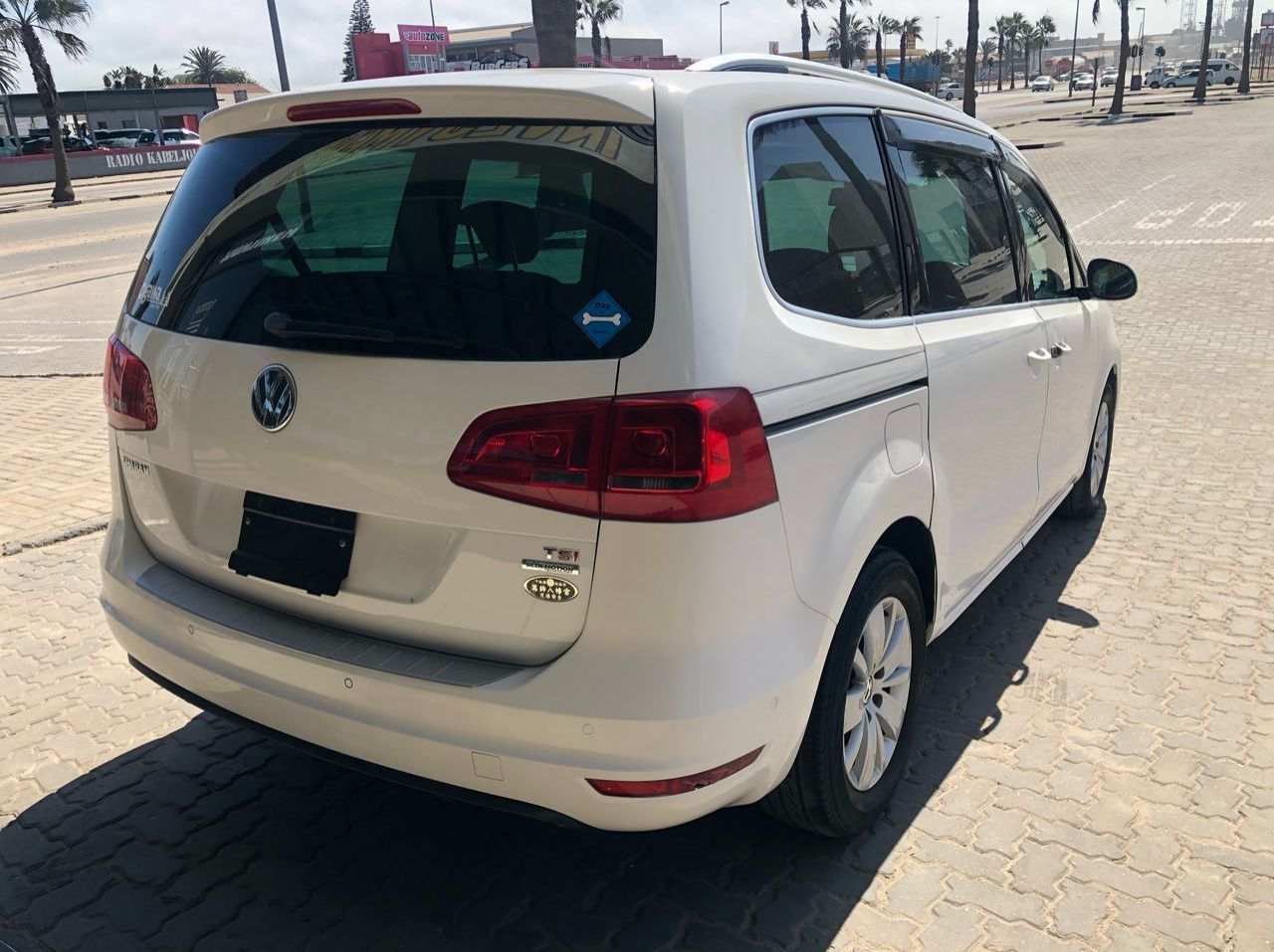 2013 Volkswagen Sharan TSI  Blue Motion pictures