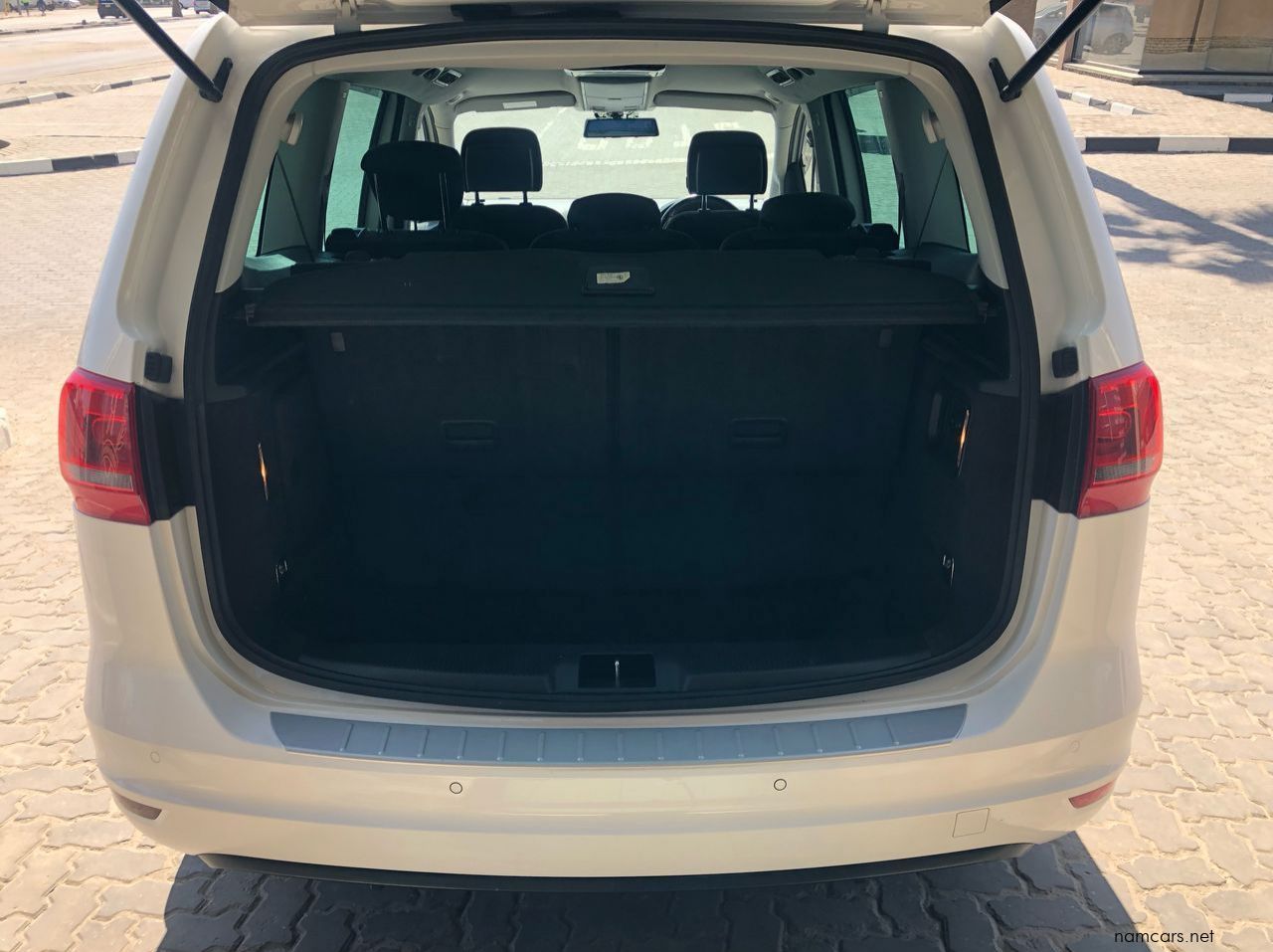 2013 Volkswagen Sharan TSI  Blue Motion pictures