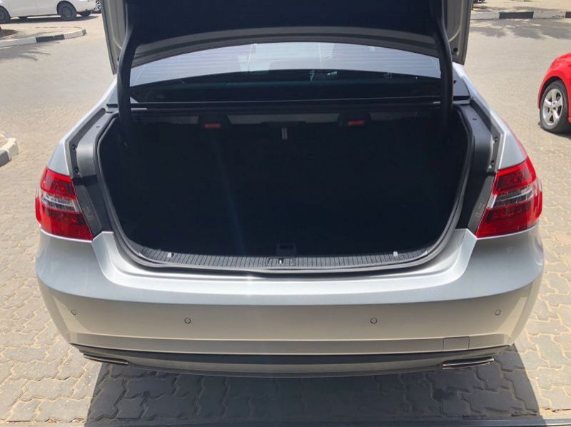 2012 Mercedes-Benz E-Class  Blueafficiency pictures