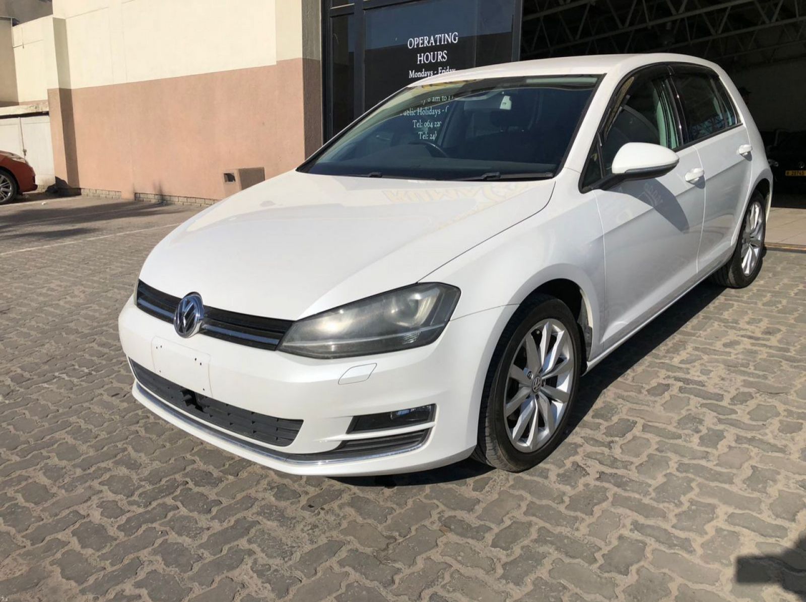 2014 Volkswagen GOLF TSI HIGHLINE BLUE MOTION pictures
