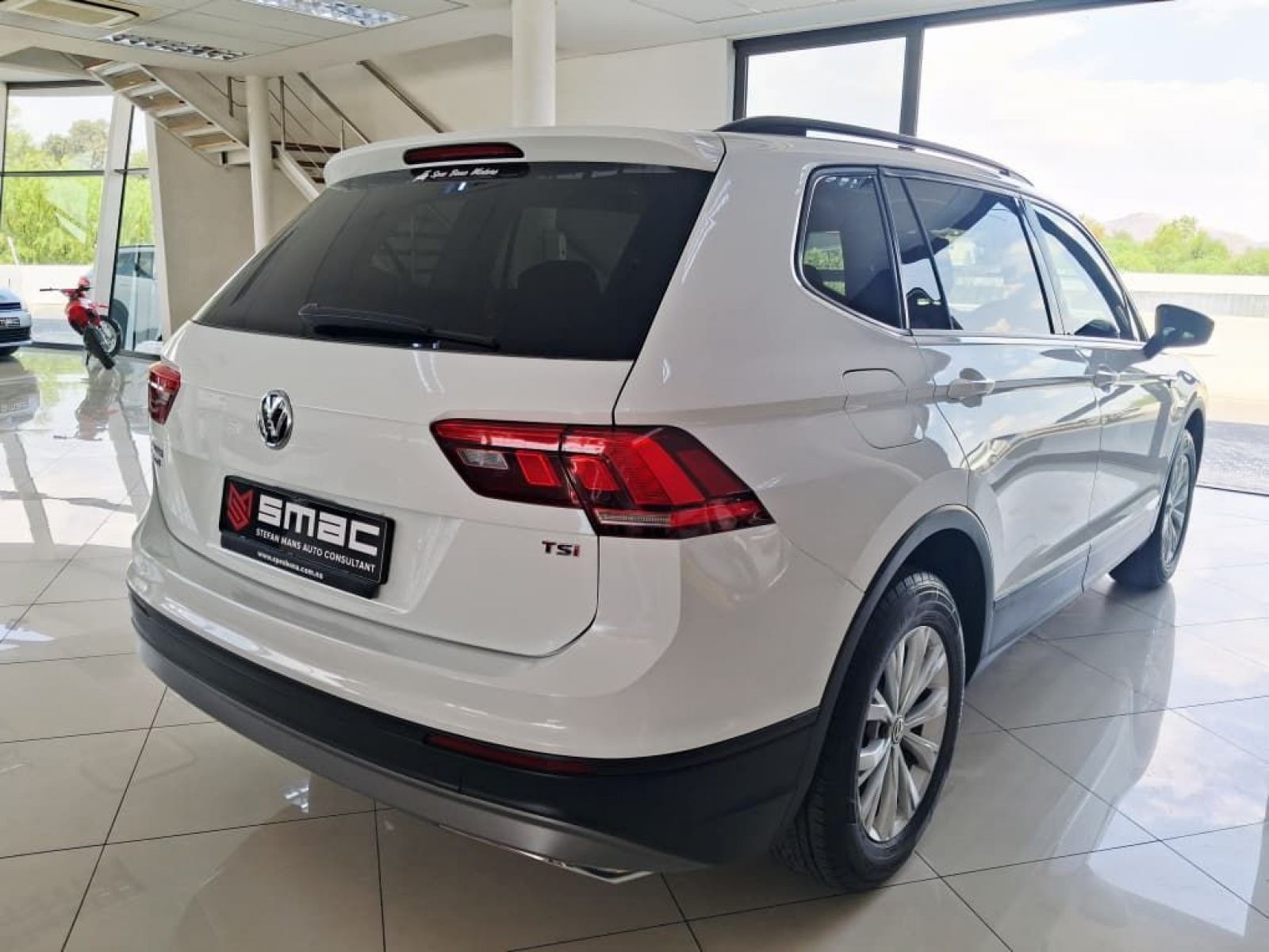 2020 Volkswagen Tiguan 1.4 TSI Allspace DSG Trendline photo