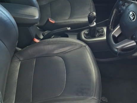 2017 Kia Rio 1.4 Tec MT photo